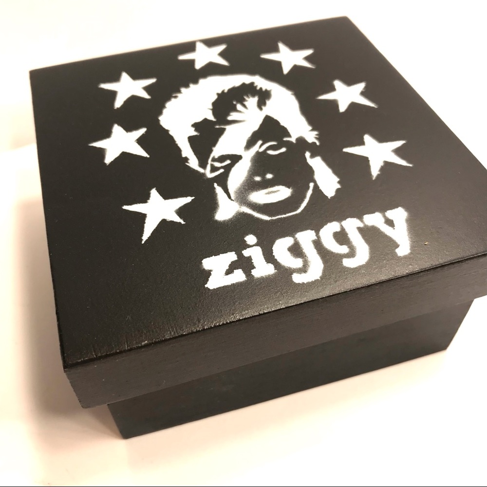 ⚡️ZIGGY Stardust David Bowie inspired Rocker Box 4.5”x2.5” graffiti handmade - Picture 5 of 13